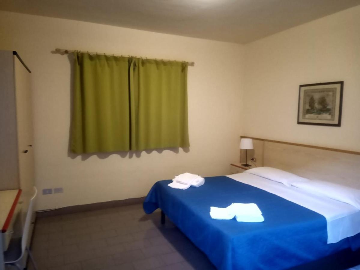 Hotel Lupo Di Mare Marina di Castagneto Carducci Eksteriør billede